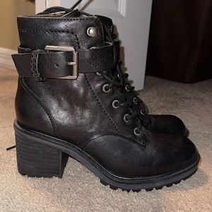 Zodiac Leather Combat Boots (NEVER WORN), size 5